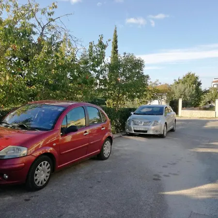 Apartment With Parking Space - 19657