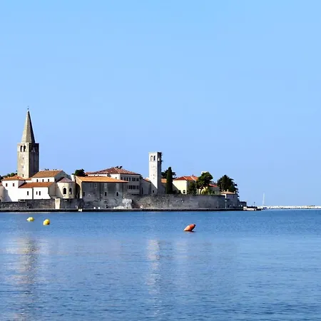 With A Parking Space - 19657 Porec
