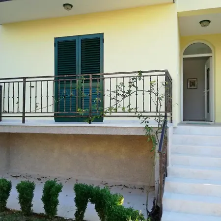 Appartamento With Parking Space - 19657 Porec